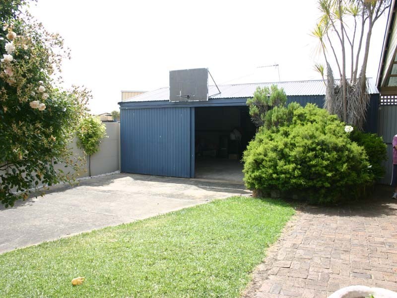 20 Powell Avenue, Robe SA 5276
