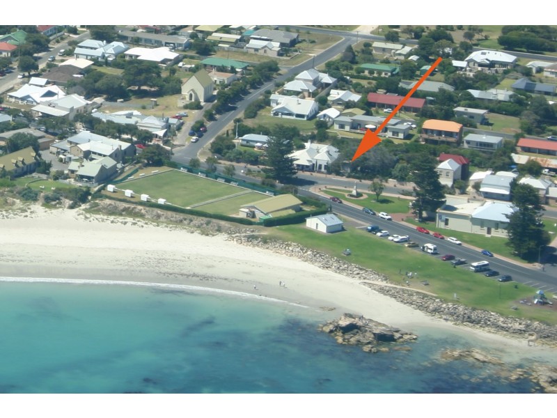 34 Smillie Street, Robe SA 5276