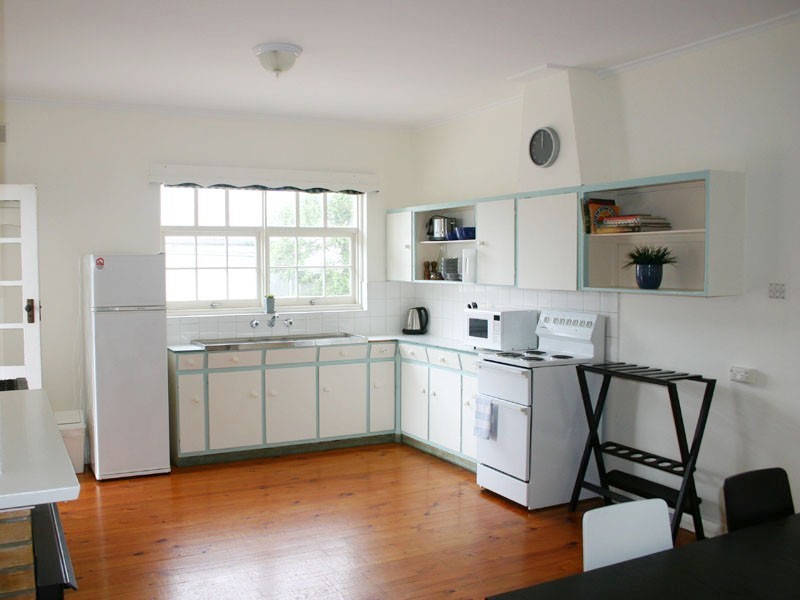 34 Smillie Street, Robe SA 5276