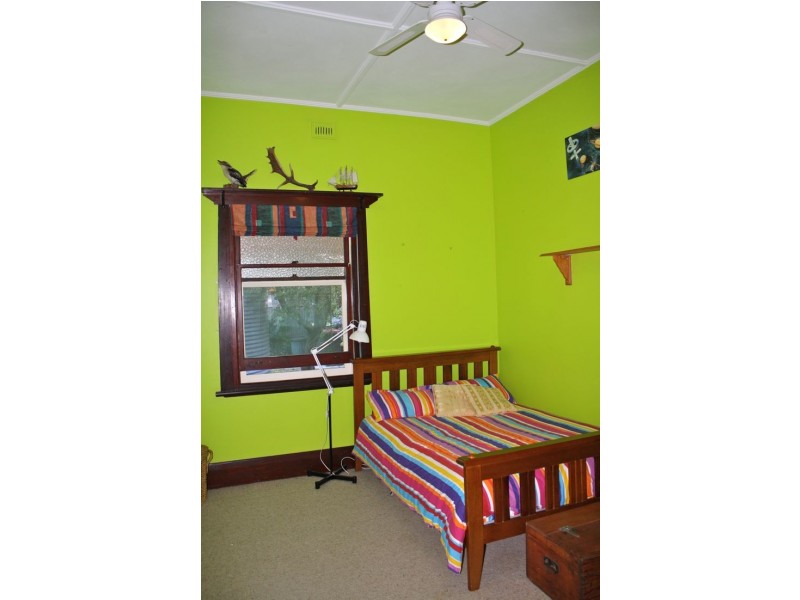 8 Pearson Street, Naracoorte SA 5271