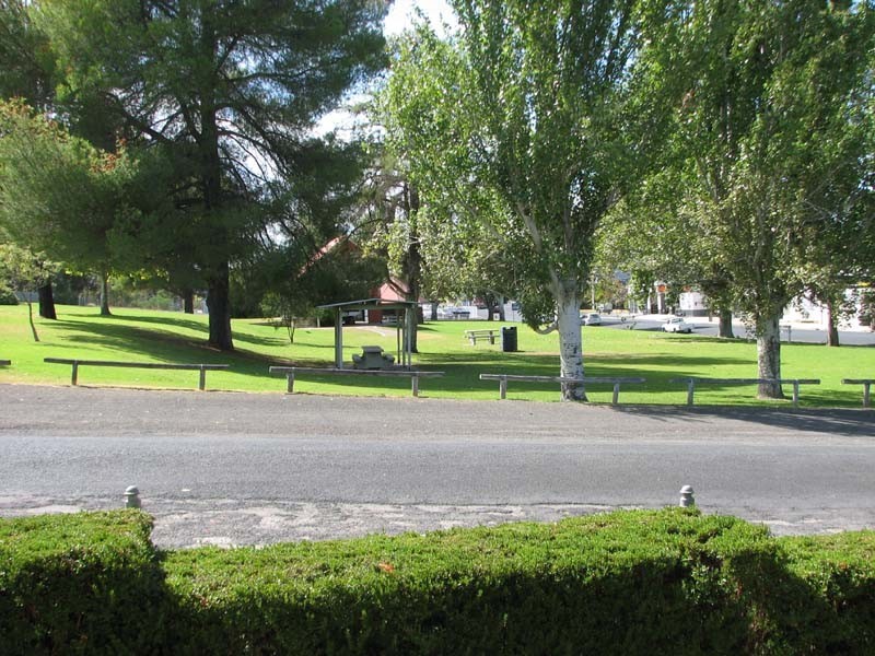 8 Pearson Street, Naracoorte SA 5271