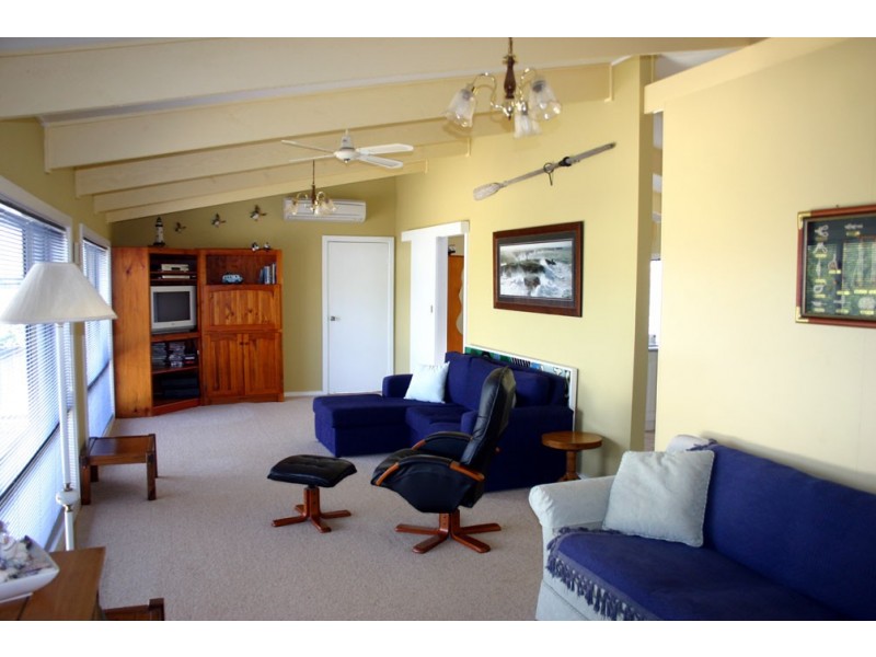 9 Christine Street, Robe SA 5276