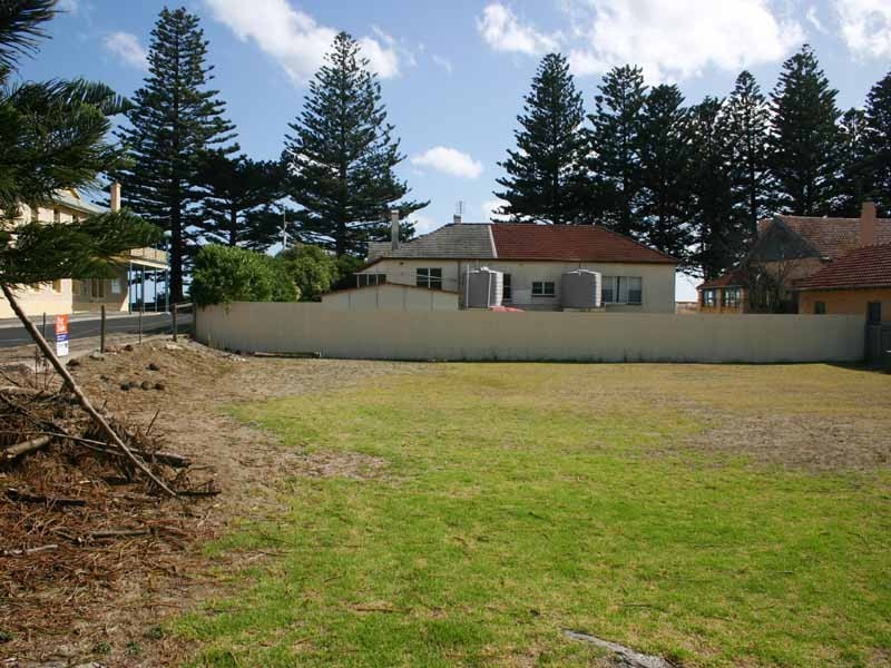 15 Smillie Street, Robe SA 5276