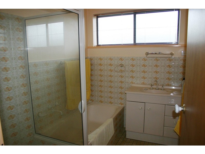 99 Main Road, Robe SA 5276