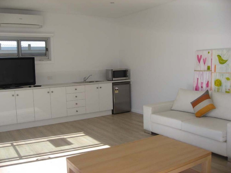 2/2 Wrattonbully Road, Robe SA 5276