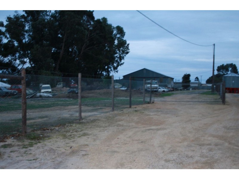 1 – 3 Alexander Avenue, Naracoorte SA 5271