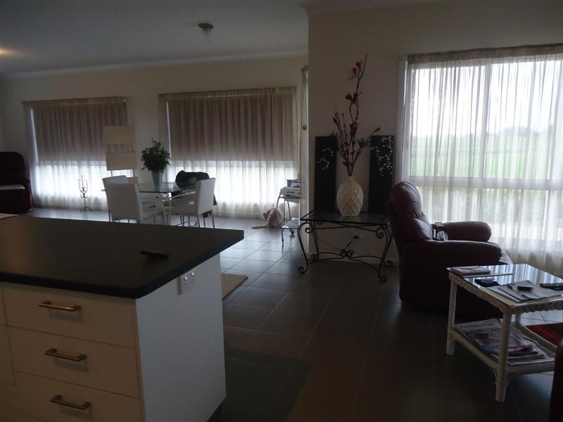 19 Lakeside Drive, Beachport SA 5280