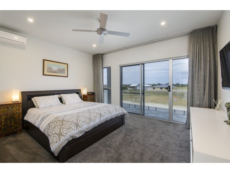 21 Dennis Avenue, Robe SA 5276
