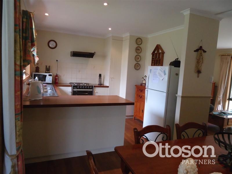 7 Varcoe Street, Beachport SA 5280