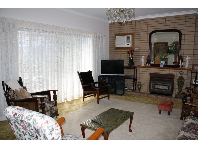 8 Memorial Drive, Naracoorte SA 5271