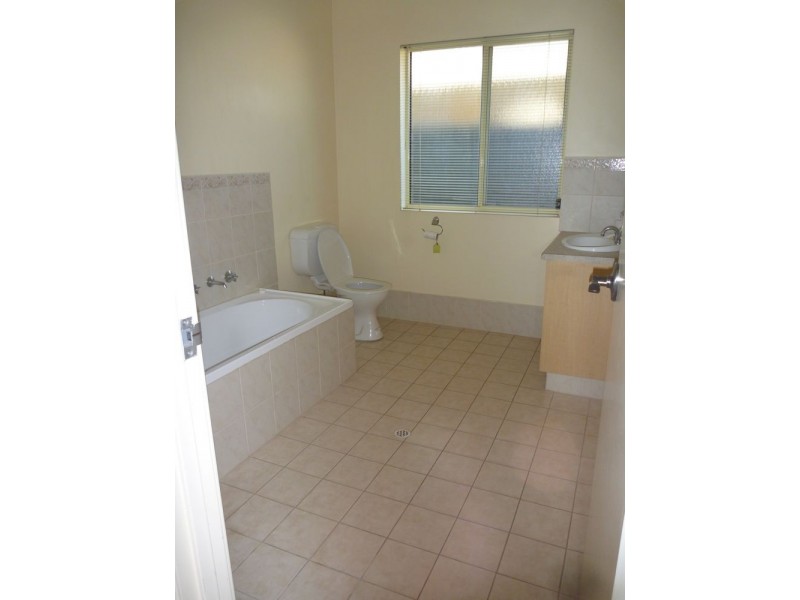 34 Sandstone Avenue, Naracoorte SA 5271