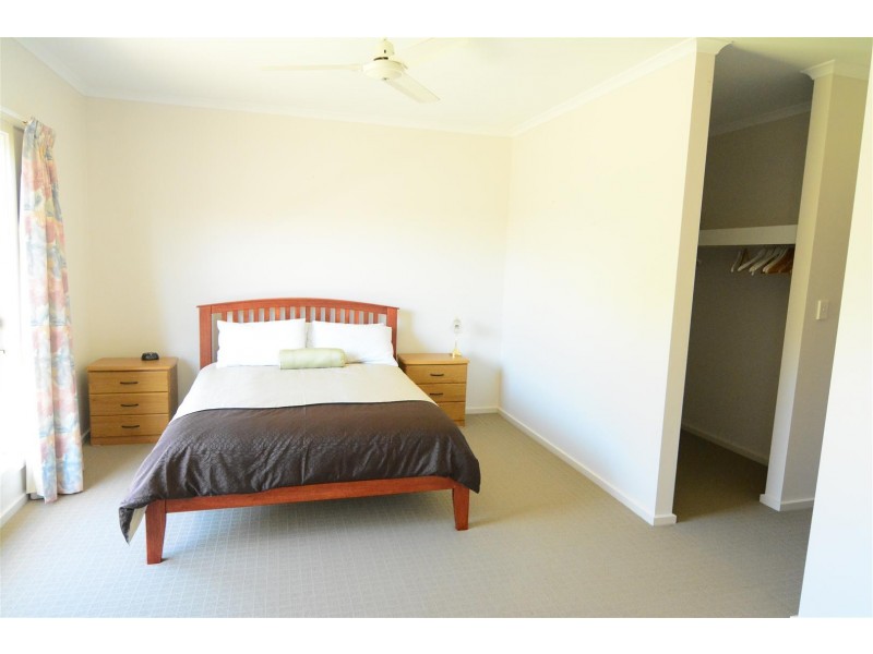 21 Lakeside Terrace, Robe SA 5276