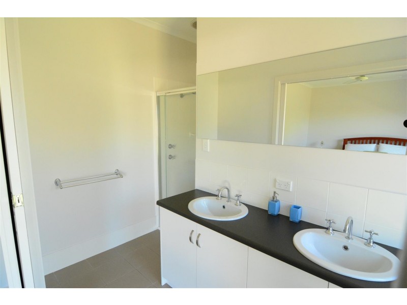 21 Lakeside Terrace, Robe SA 5276