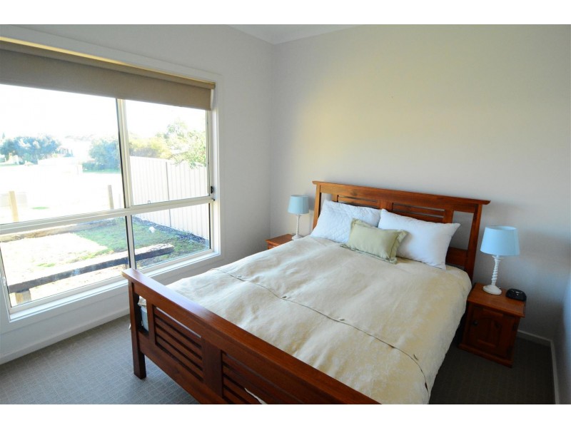 21 Lakeside Terrace, Robe SA 5276