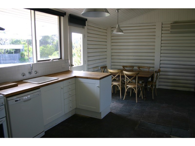 7 Woolundry Road, Robe SA 5276