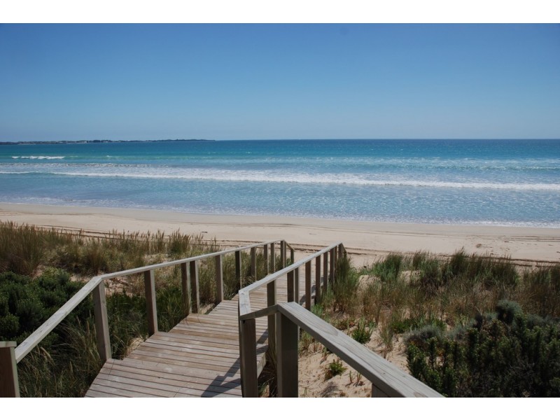 Lot 69 and 77 Cobb and Co Way, Robe SA 5276