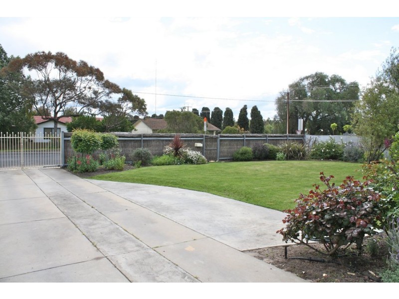 3 Moore Street, Naracoorte SA 5271