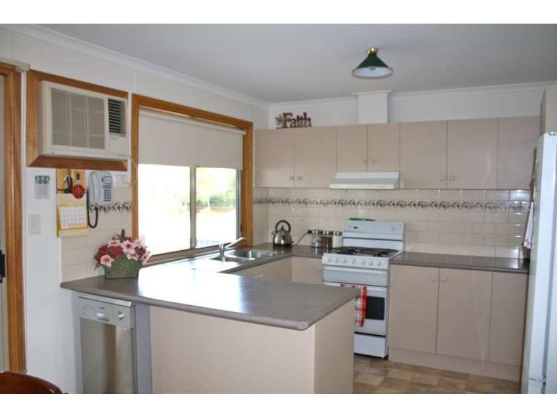 7 Davison Street, Naracoorte SA 5271