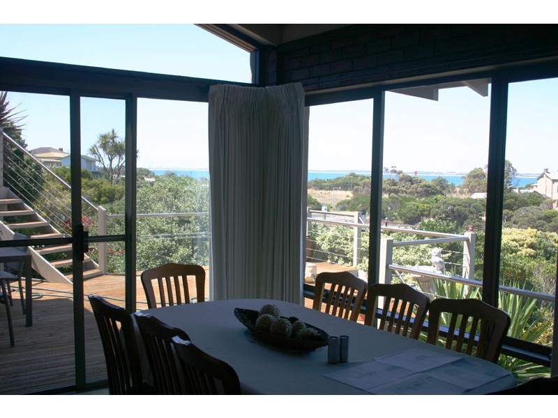 19 Lake Road, Robe SA 5276