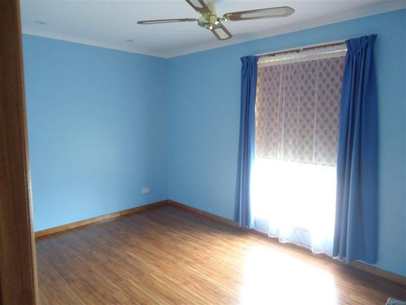 17 Sutherland Drive, Beachport SA 5280