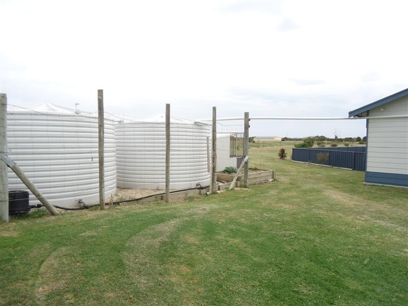 17 Sutherland Drive, Beachport SA 5280