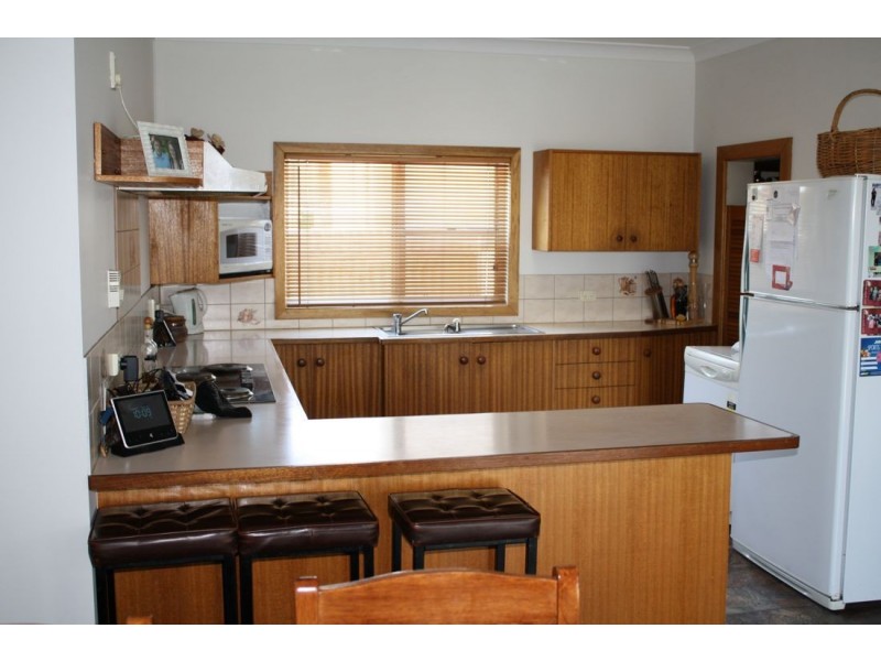 14 Third Avenue, Naracoorte SA 5271