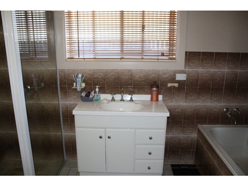 14 Third Avenue, Naracoorte SA 5271