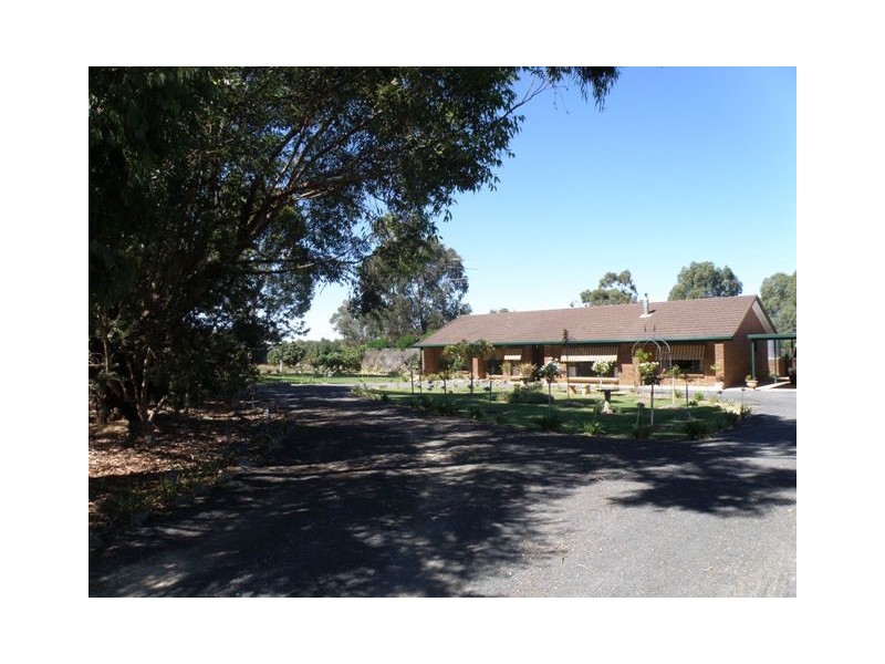 25 Pinkerton Road, Naracoorte SA 5271