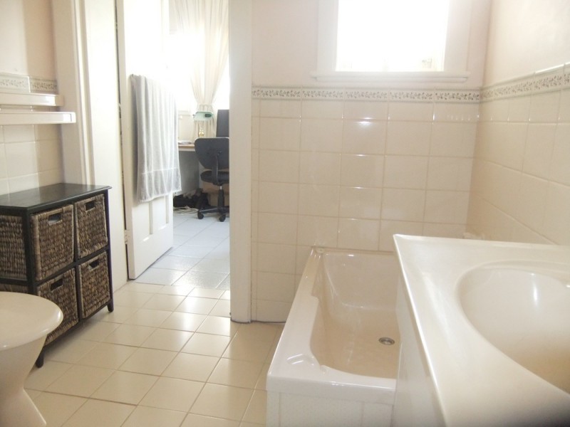 34 Livingston Street, Naracoorte SA 5271