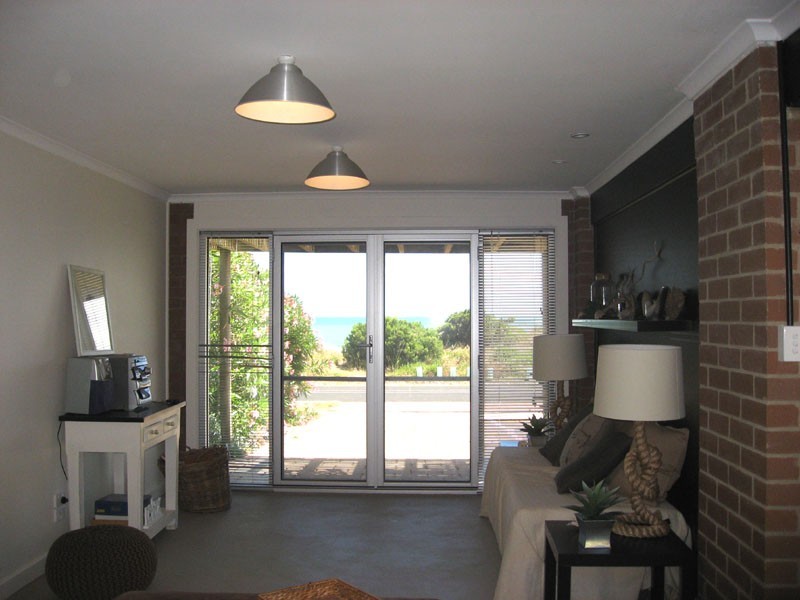 12 Esplanade, Robe SA 5276
