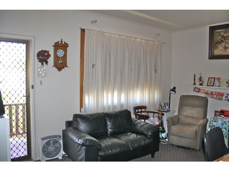 68 Memorial Drive, Naracoorte SA 5271