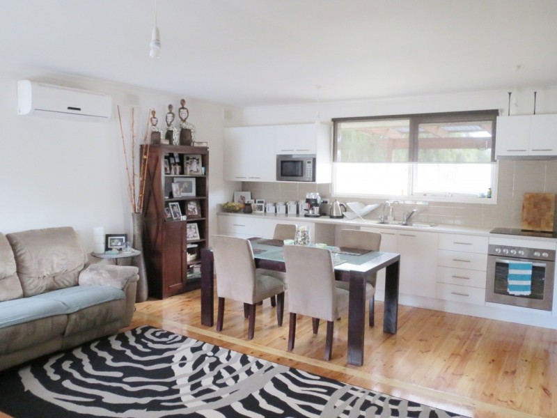 6 Moore Street, Naracoorte SA 5271