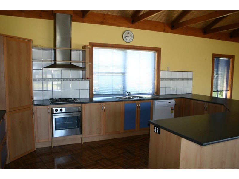 37 Harold Street, Robe SA 5276