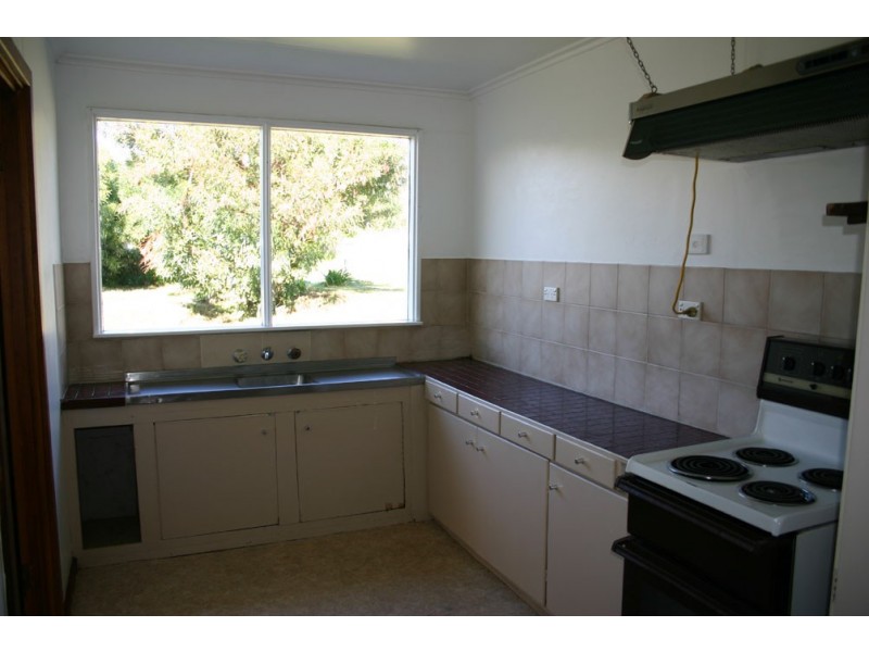 22 Lord Syleham Street, Robe SA 5276