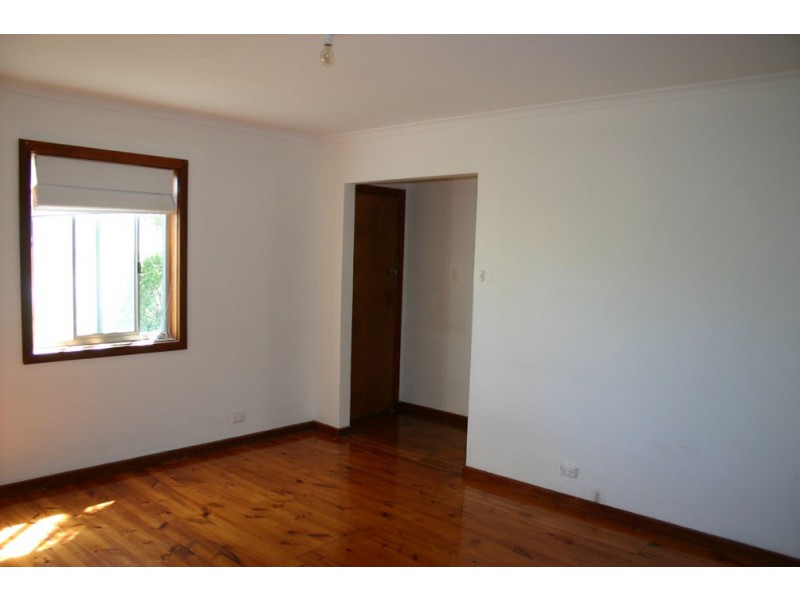 22 Lord Syleham Street, Robe SA 5276