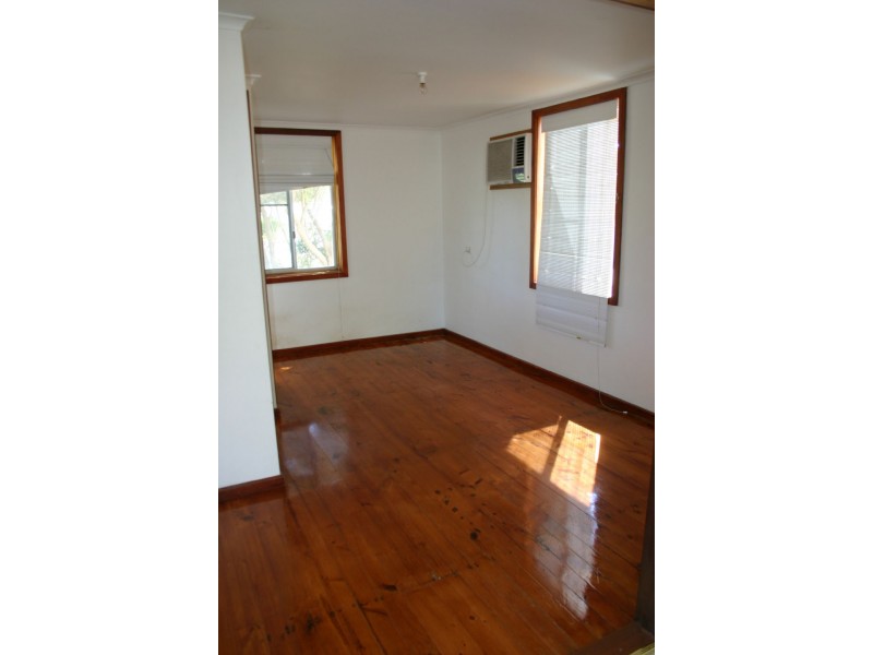 22 Lord Syleham Street, Robe SA 5276