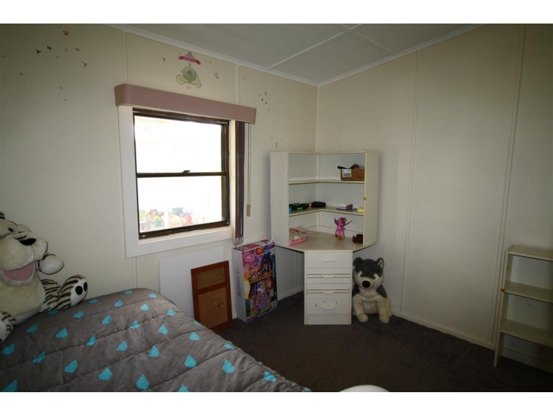 27 Livingston Street, Naracoorte SA 5271