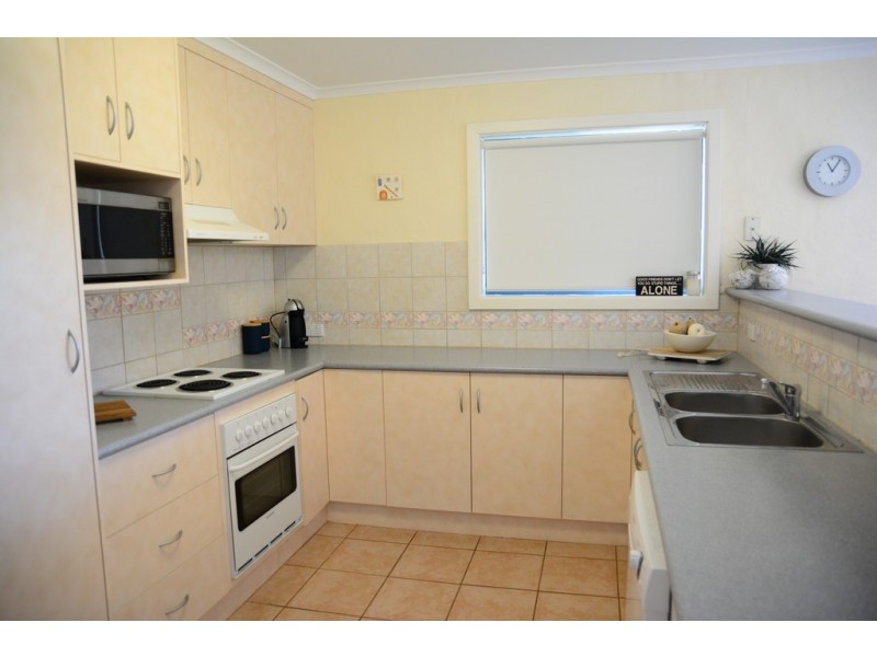 1-2 Backler Street, Robe SA 5276