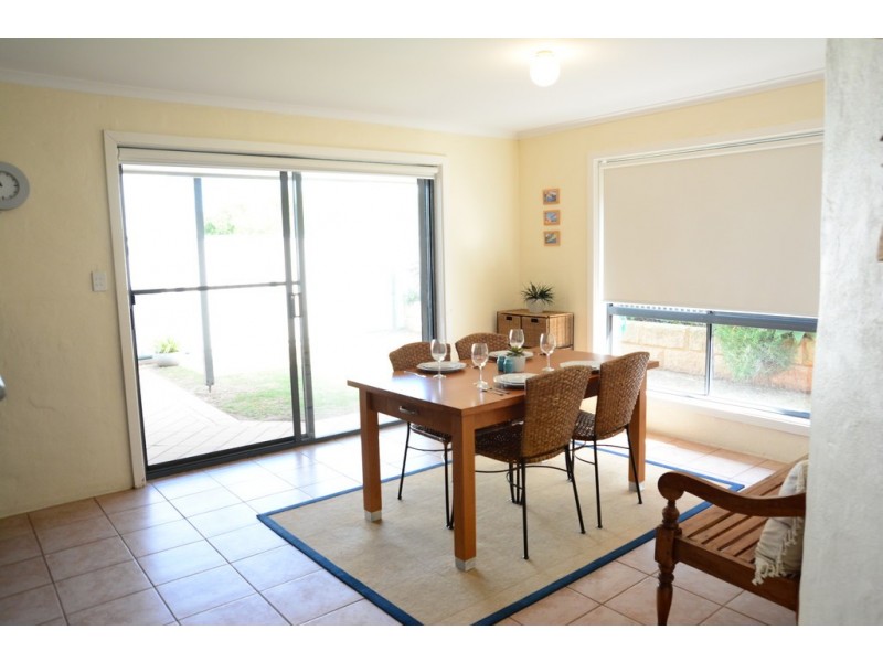 1-2 Backler Street, Robe SA 5276