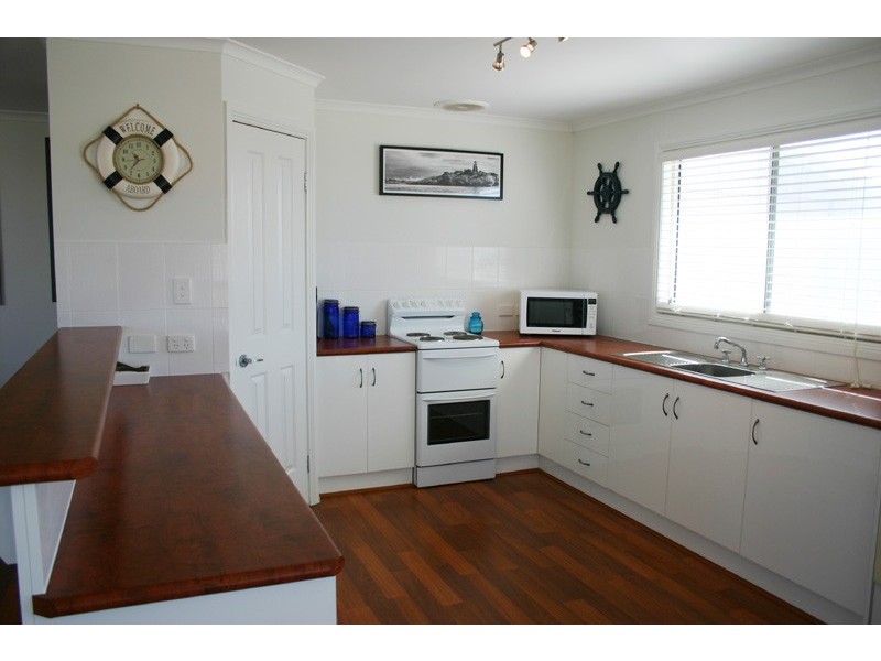 3 Shipard Court, Robe SA 5276