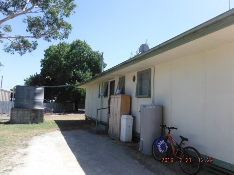 2 Charles Street, Naracoorte SA 5271
