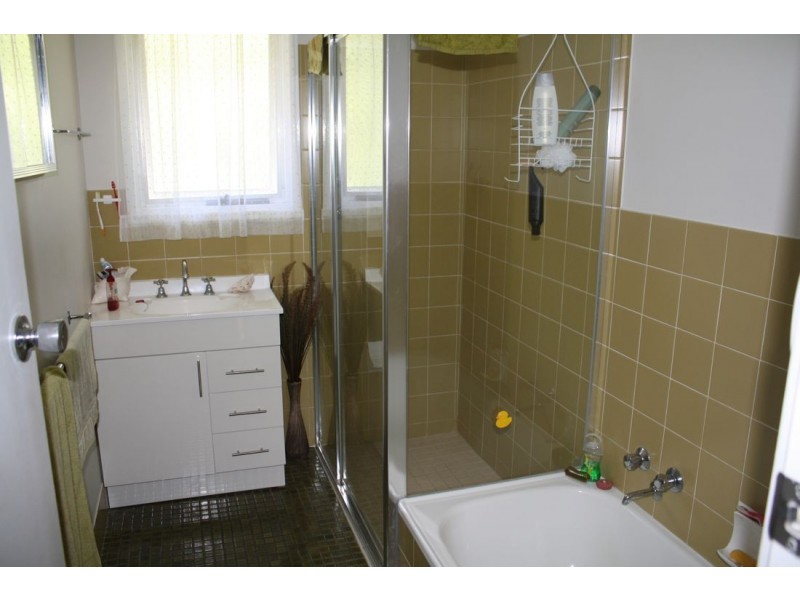 6 Wardle Crescent, Naracoorte SA 5271