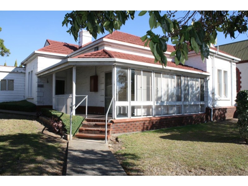8 Robertson Street, Naracoorte SA 5271