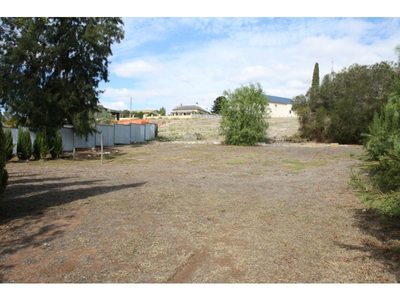 8 Robertson Street, Naracoorte SA 5271