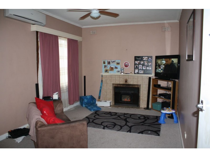 65 Memorial Drive, Naracoorte SA 5271