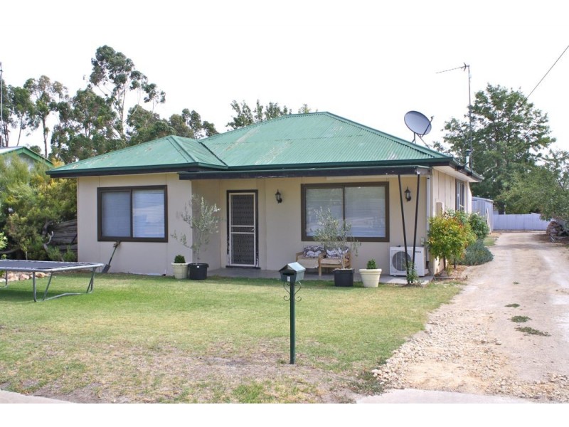 8 Rule Street, Naracoorte SA 5271