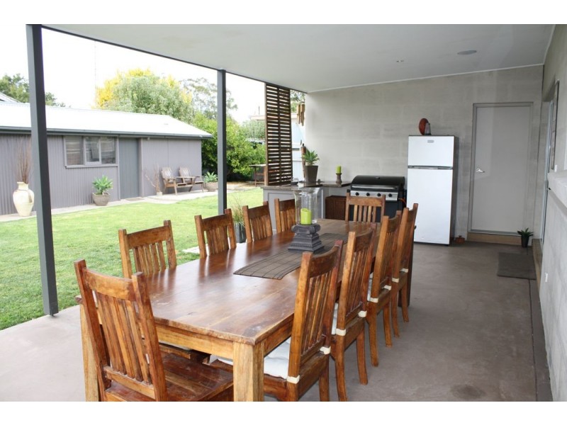 1 Moore Street, Naracoorte SA 5271