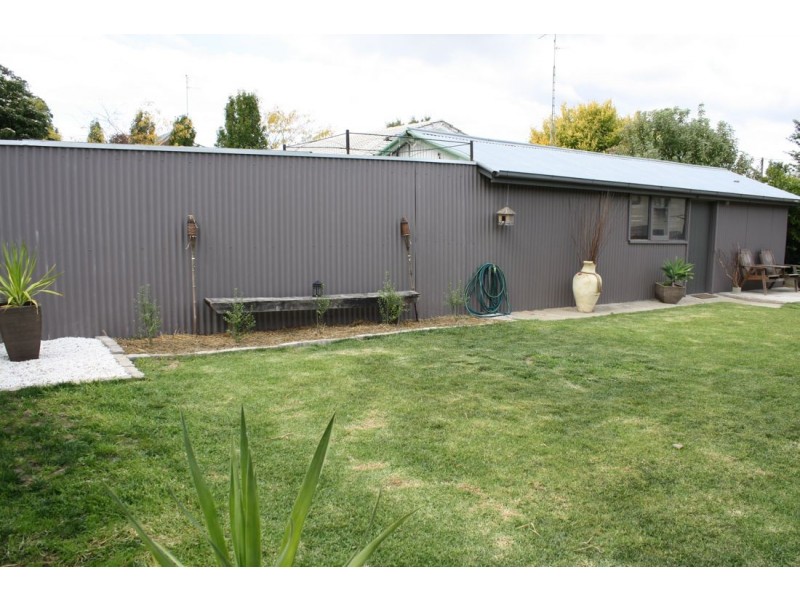 1 Moore Street, Naracoorte SA 5271