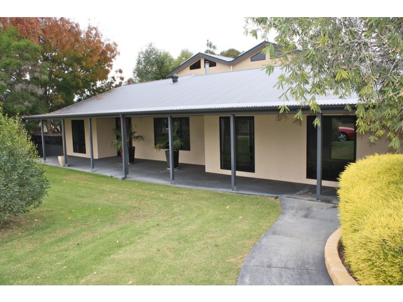 2 Pinkerton Road, Naracoorte SA 5271