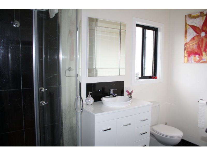 2 Pinkerton Road, Naracoorte SA 5271